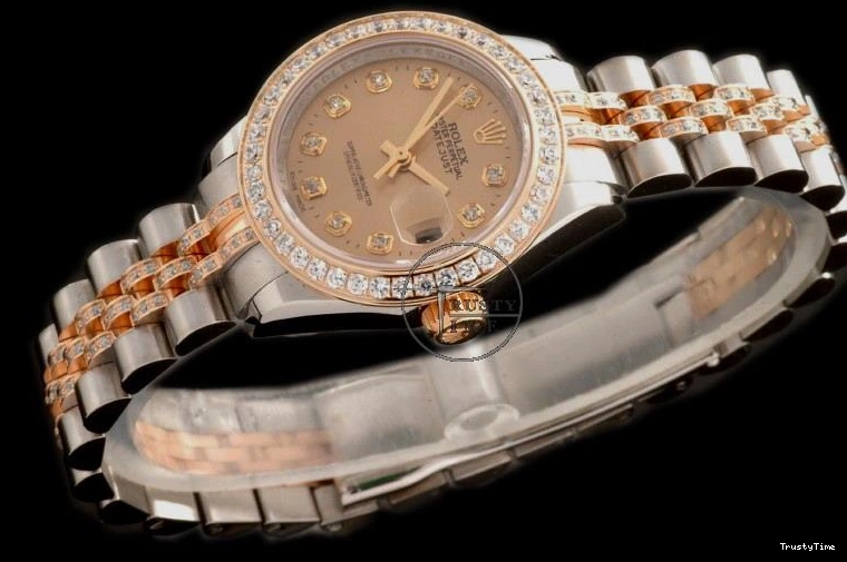 0802 RDJLD0056 – DJ Ladies TimelessDesign 781